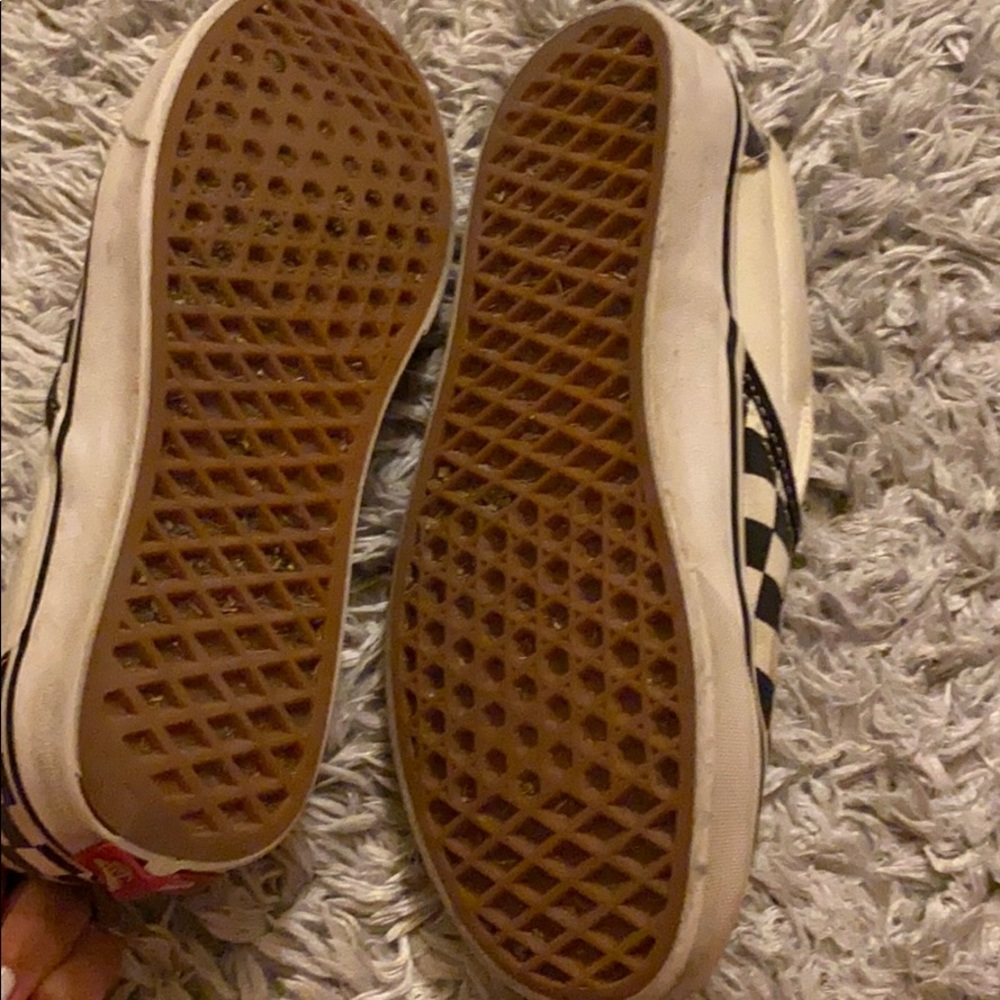 Checkered Vans - Picture 4 of 4